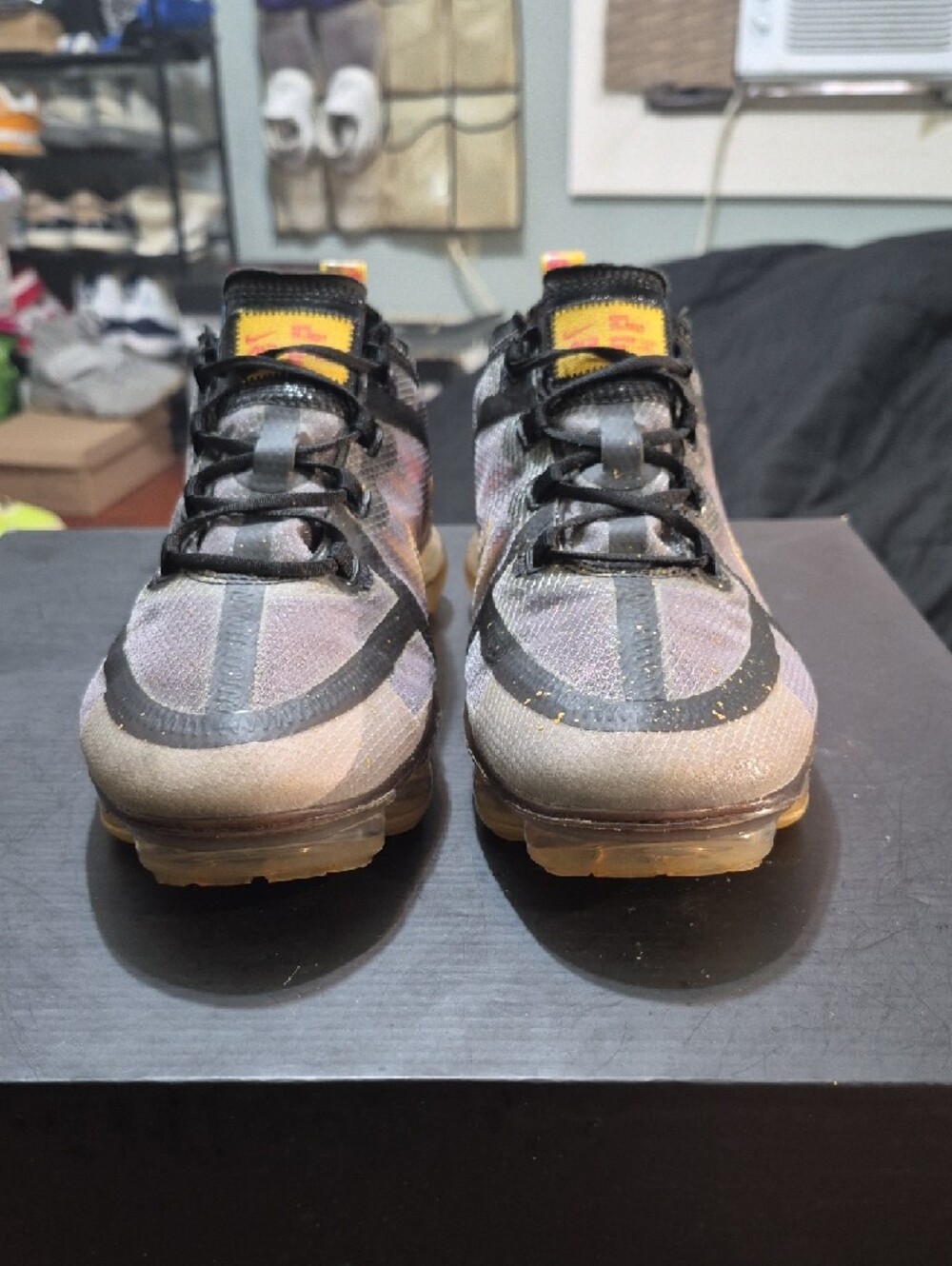 Nike Wmns Air VaporMax 2019 SE 'Floral' Womens 8.5 EUC - Picture 4 of 10